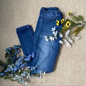 Cute skinny jeans 🍄
